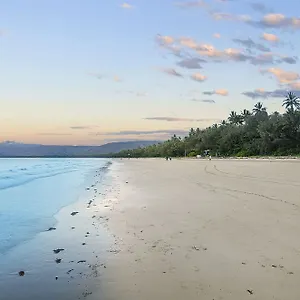 By The Sea Aparthotel Port Douglas