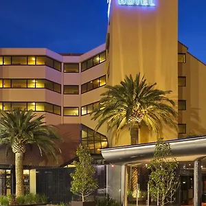Lakes Hotel Adelaide